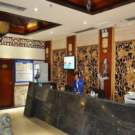 Yeste Hotel Nanning Jinhu Square Exterior photo