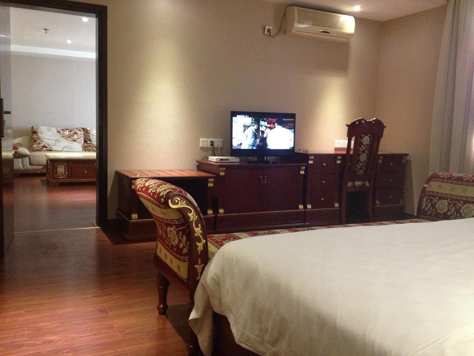 Yeste Hotel Nanning Jinhu Square Exterior photo