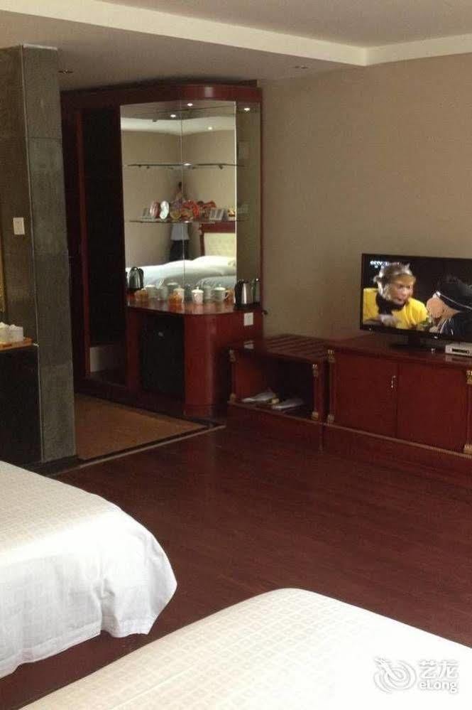 Yeste Hotel Nanning Jinhu Square Exterior photo